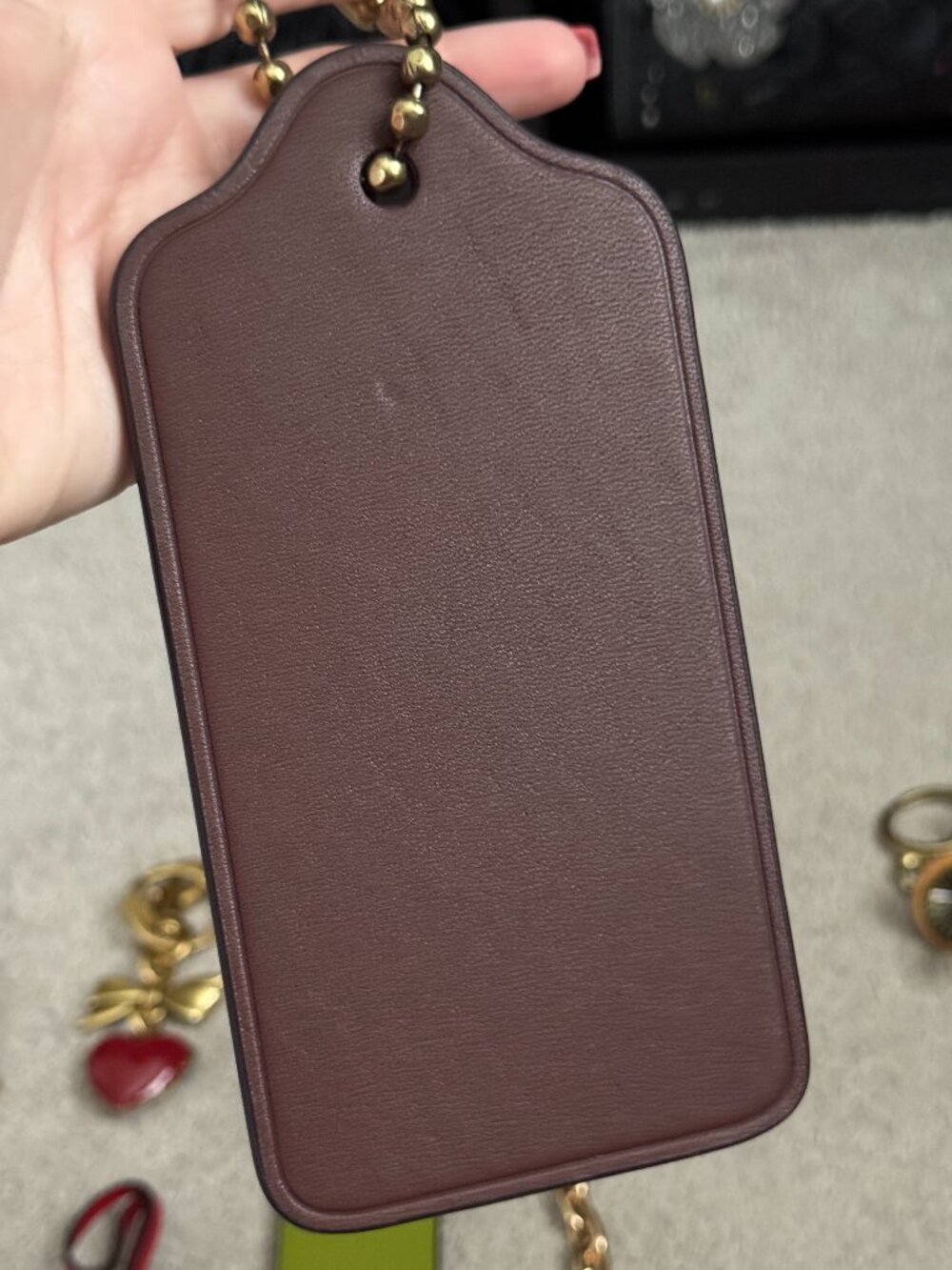 Coach XL hangtag in maple, NWOT - Picture 2 of 2